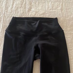 Alo Yoga High Wasted Legging Size M